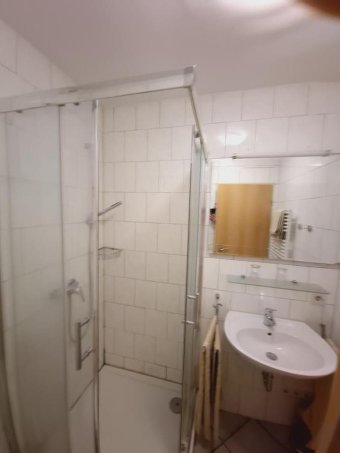 Pension Und Ferienwohnungen Bachmann Wölfersheim エクステリア 写真